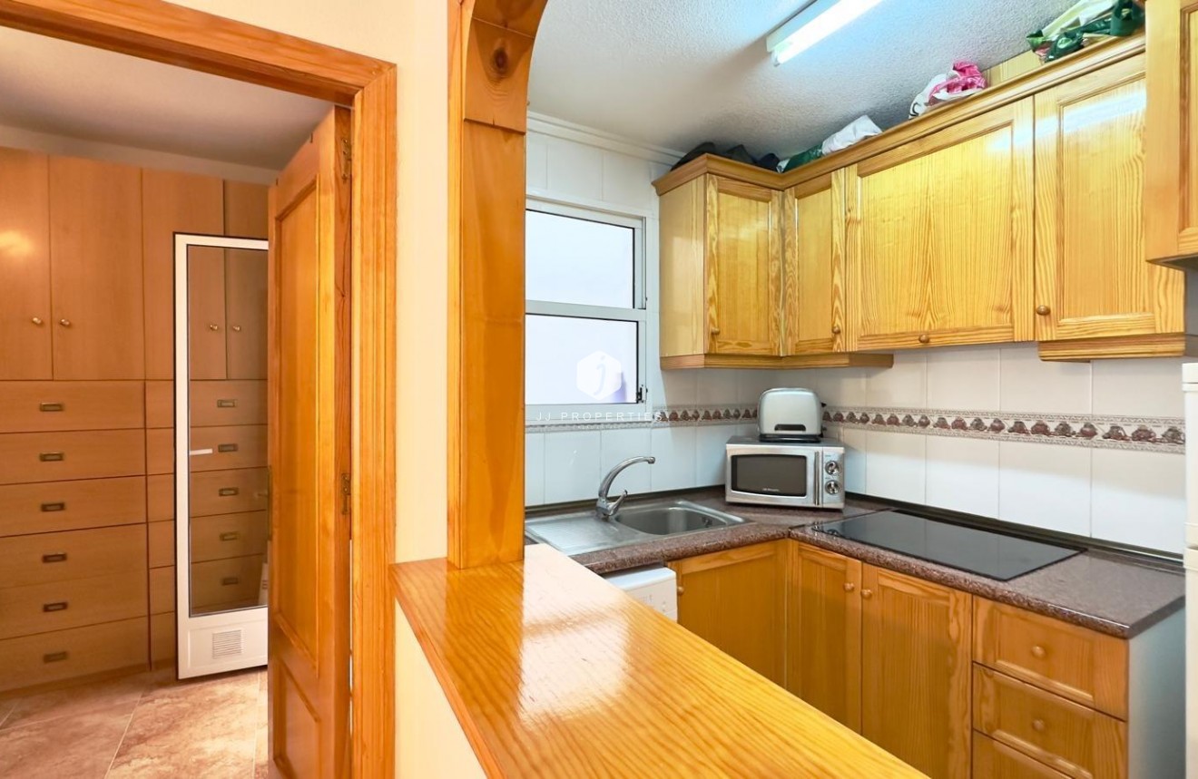 Aus zweiter Hand - Wohnung -
Torrevieja - Centro