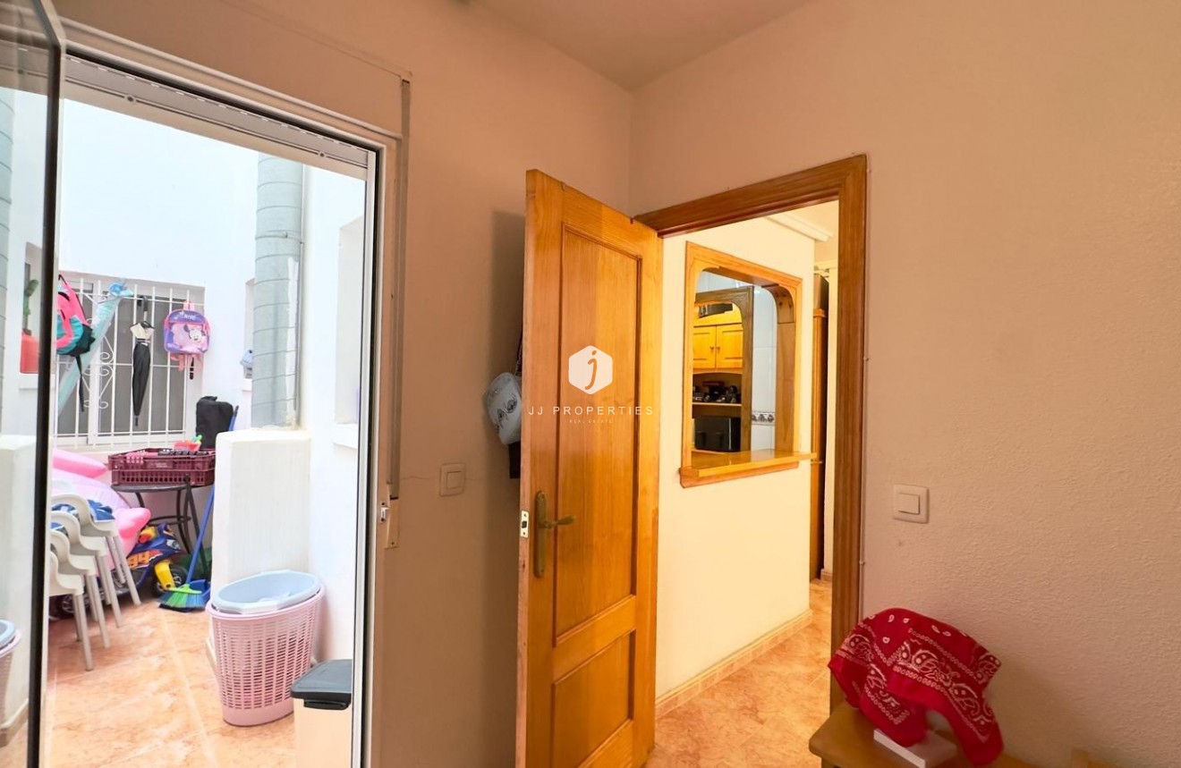 Aus zweiter Hand - Wohnung -
Torrevieja - Centro