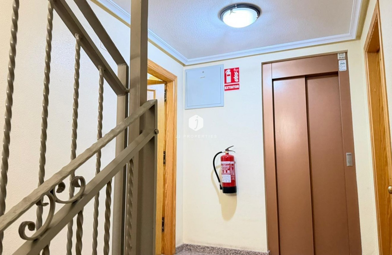 Tweedehands - Appartement / flat -
Benijofar - Pueblo 4