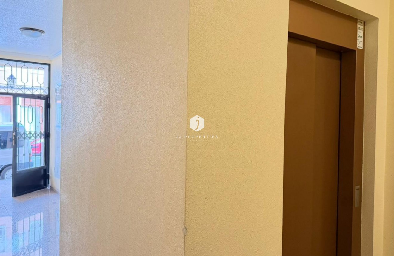 Tweedehands - Appartement / flat -
Benijofar - Pueblo 4