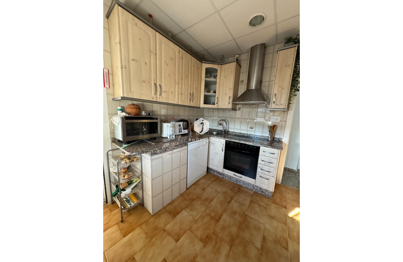 Resale - Villa -
Albatera - Partida Lomas