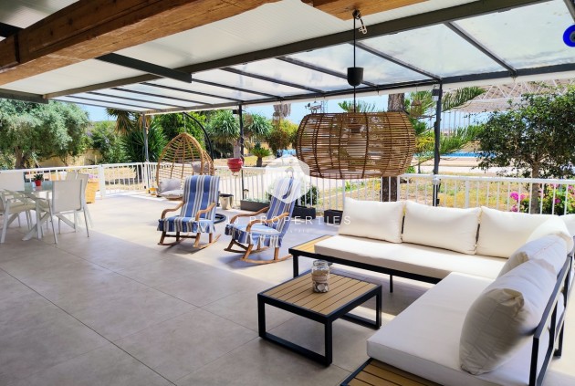 Resale - Villa -
Los Montesinos - Costa Blanca
