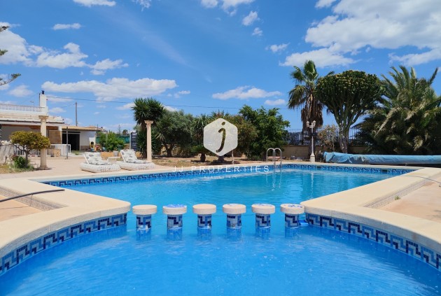 Resale - Villa -
Los Montesinos - Costa Blanca
