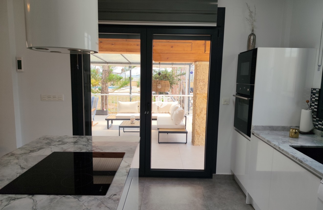 Resale - Villa -
Los Montesinos - Costa Blanca