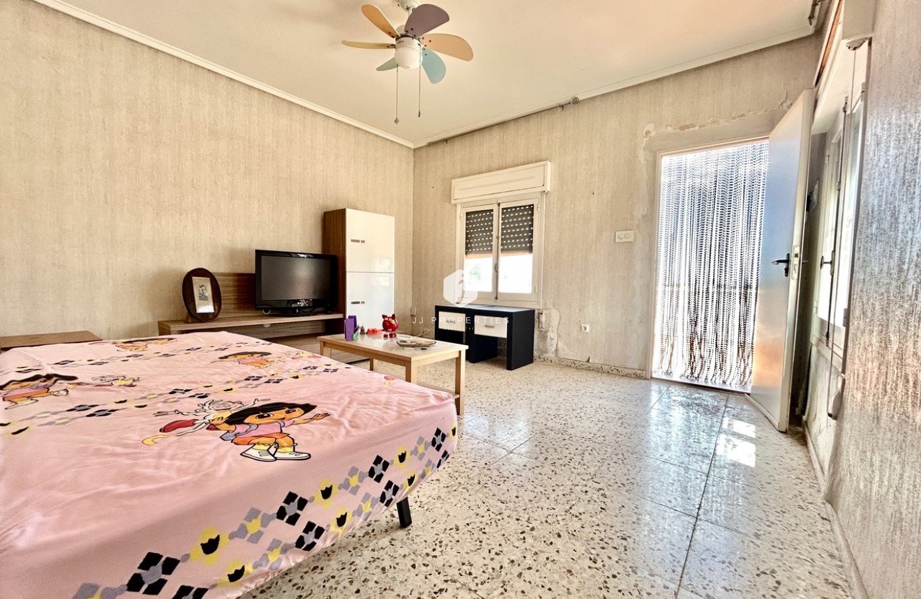 Resale - Villa -
Los Montesinos - Costa Blanca