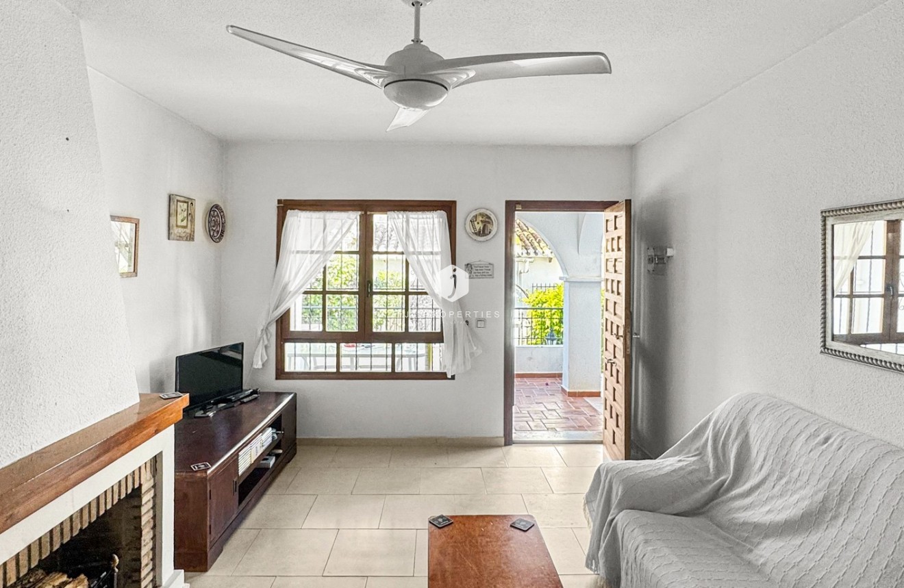 Tweedehands - Bungalow -
Torrevieja - Costa Blanca