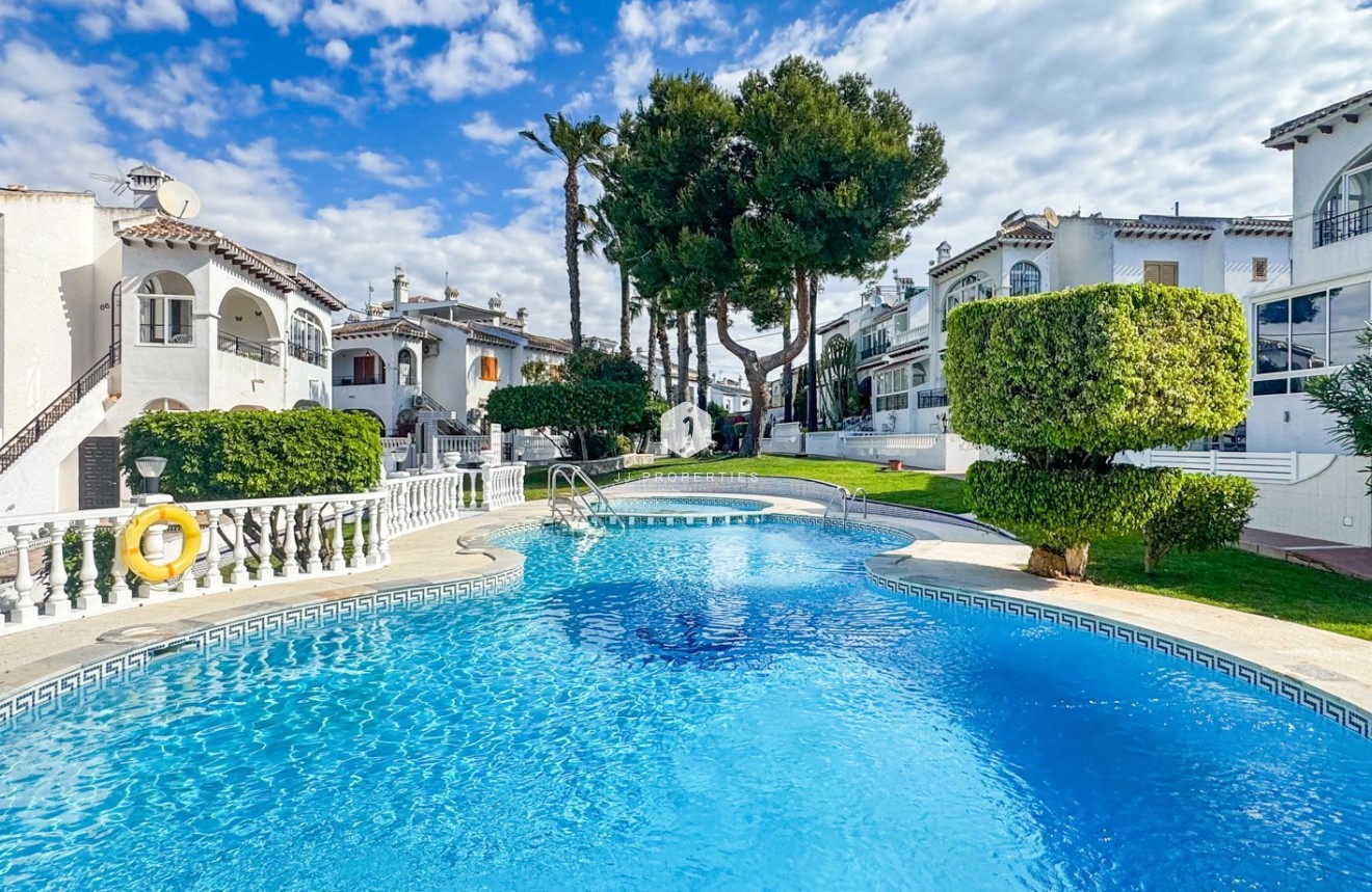 Tweedehands - Bungalow -
Torrevieja - Costa Blanca