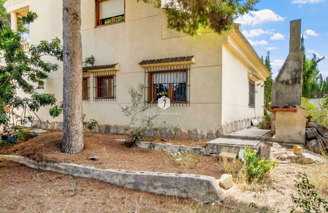Z drugiej ręki - Villa -
Torrevieja - Costa Blanca