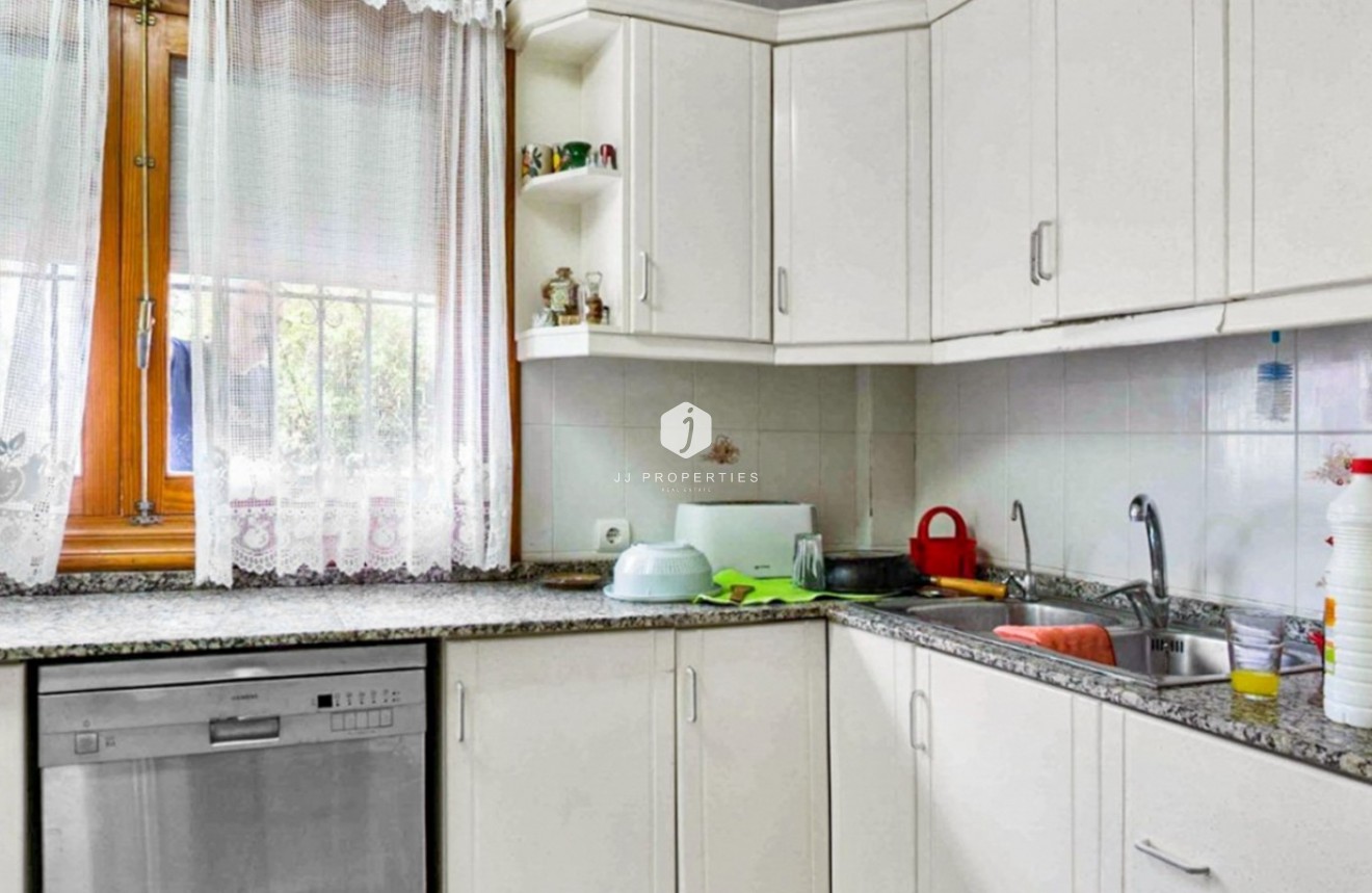 Z drugiej ręki - Villa -
Torrevieja - Costa Blanca