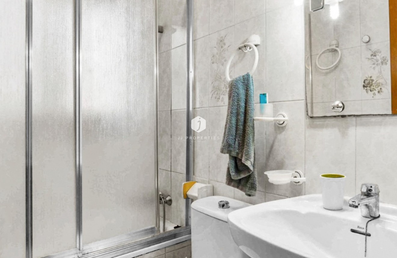 Z drugiej ręki - Villa -
Torrevieja - Costa Blanca