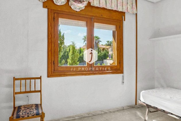 Z drugiej ręki - Villa -
Torrevieja - Costa Blanca