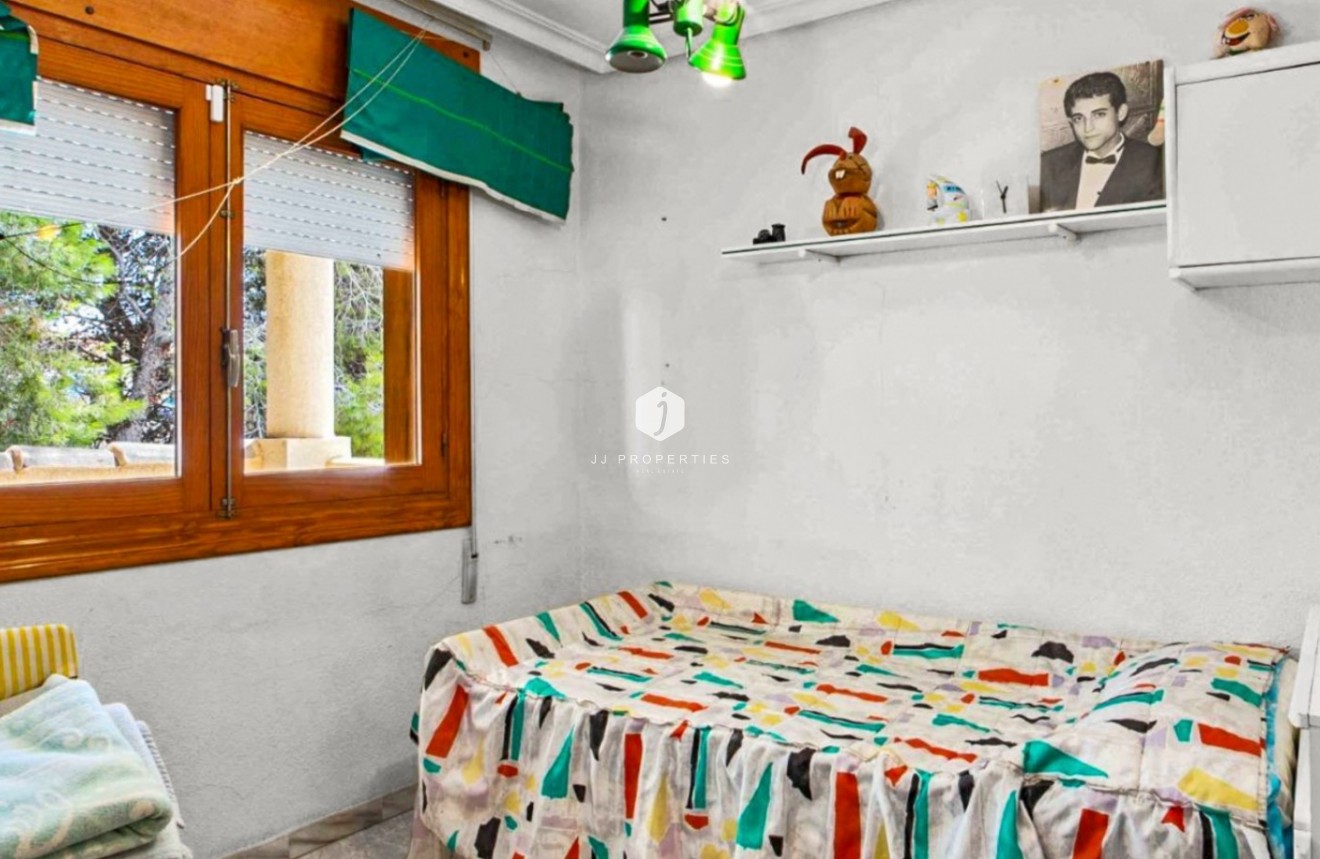 Z drugiej ręki - Villa -
Torrevieja - Costa Blanca