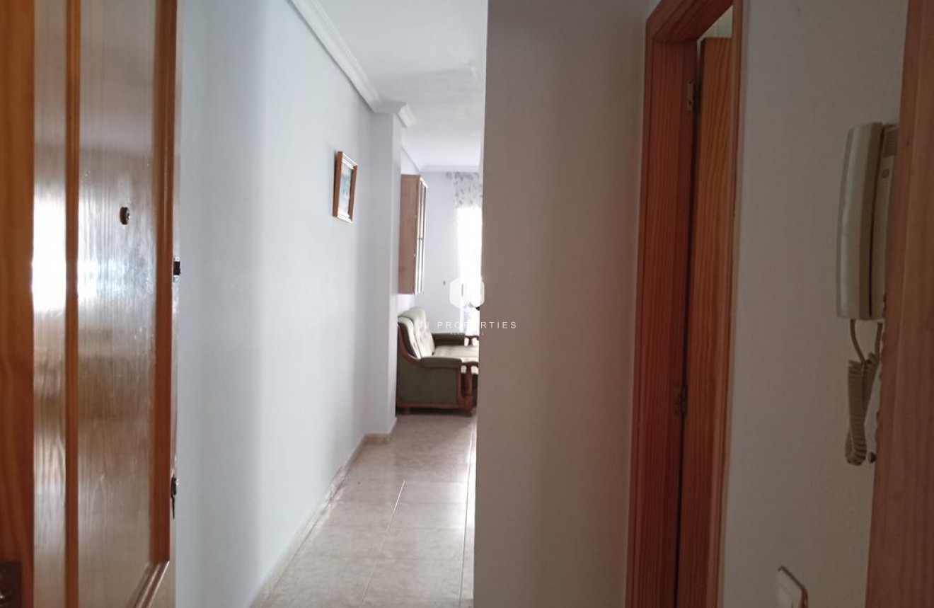 Tweedehands - Appartement / flat -
Torrevieja - El molino