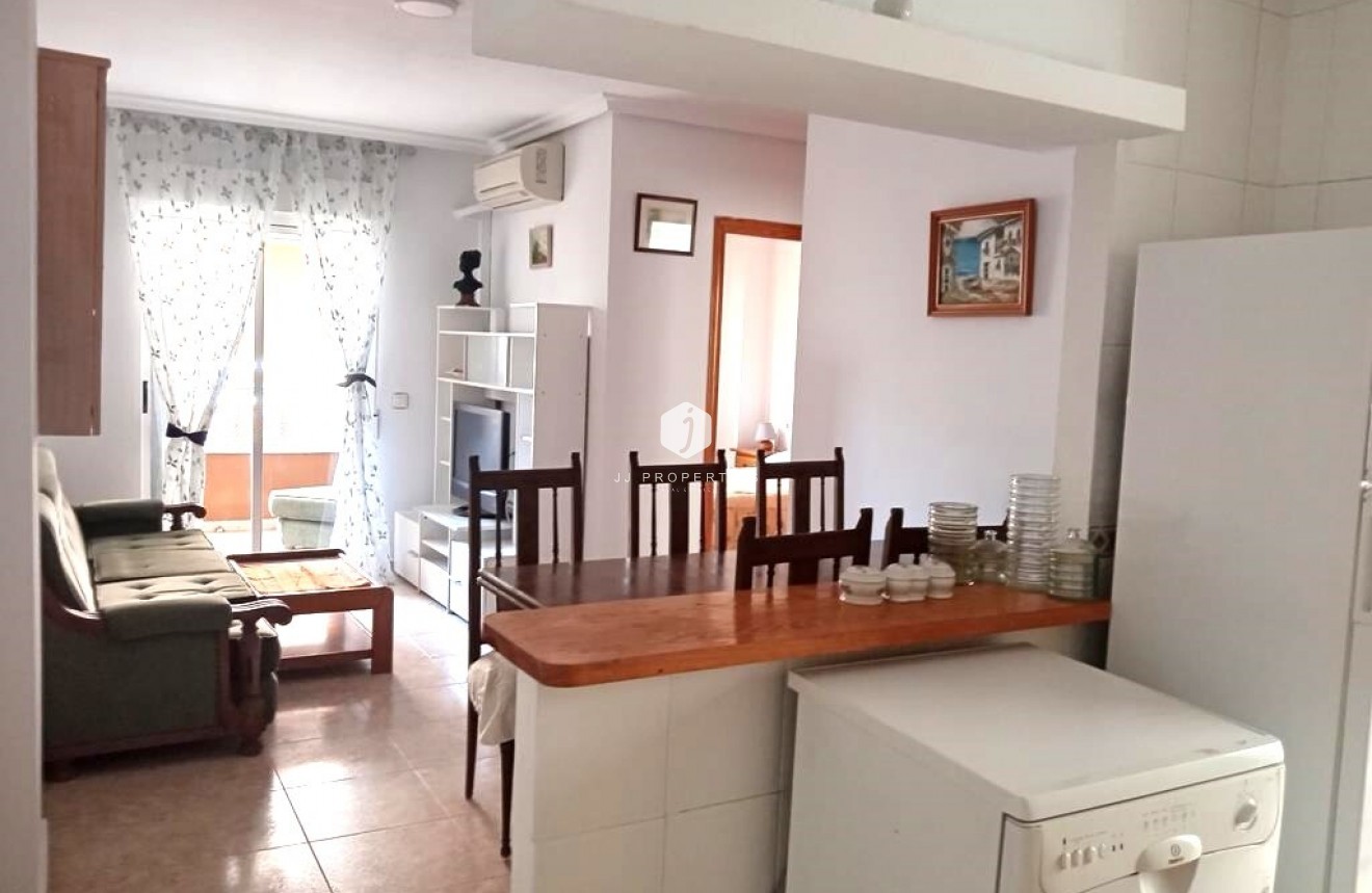 Tweedehands - Appartement / flat -
Torrevieja - El molino