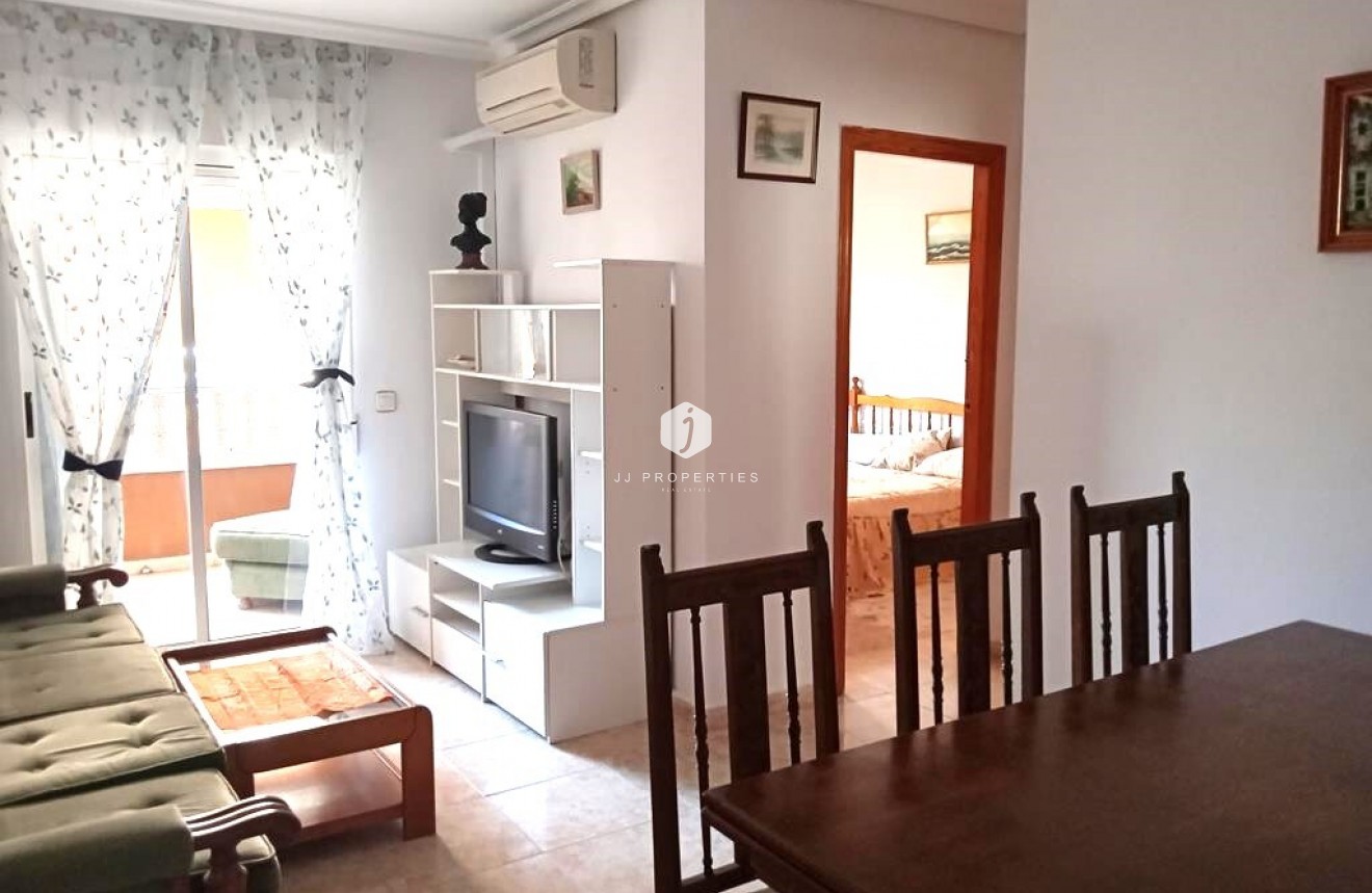 Tweedehands - Appartement / flat -
Torrevieja - El molino