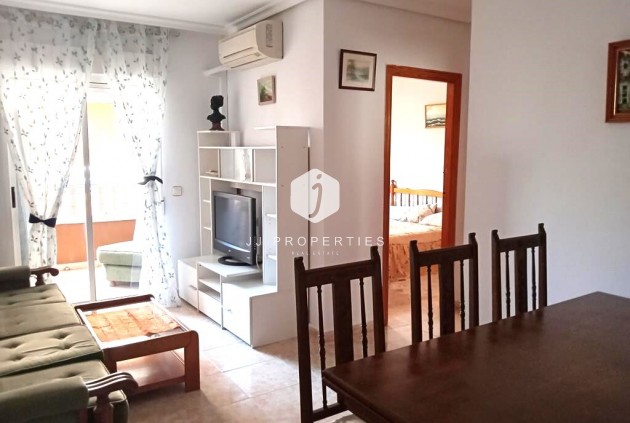 Tweedehands - Appartement / flat -
Torrevieja - El molino