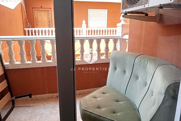 Tweedehands - Appartement / flat -
Torrevieja - El molino