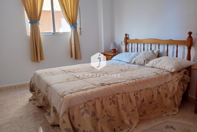 Tweedehands - Appartement / flat -
Torrevieja - El molino