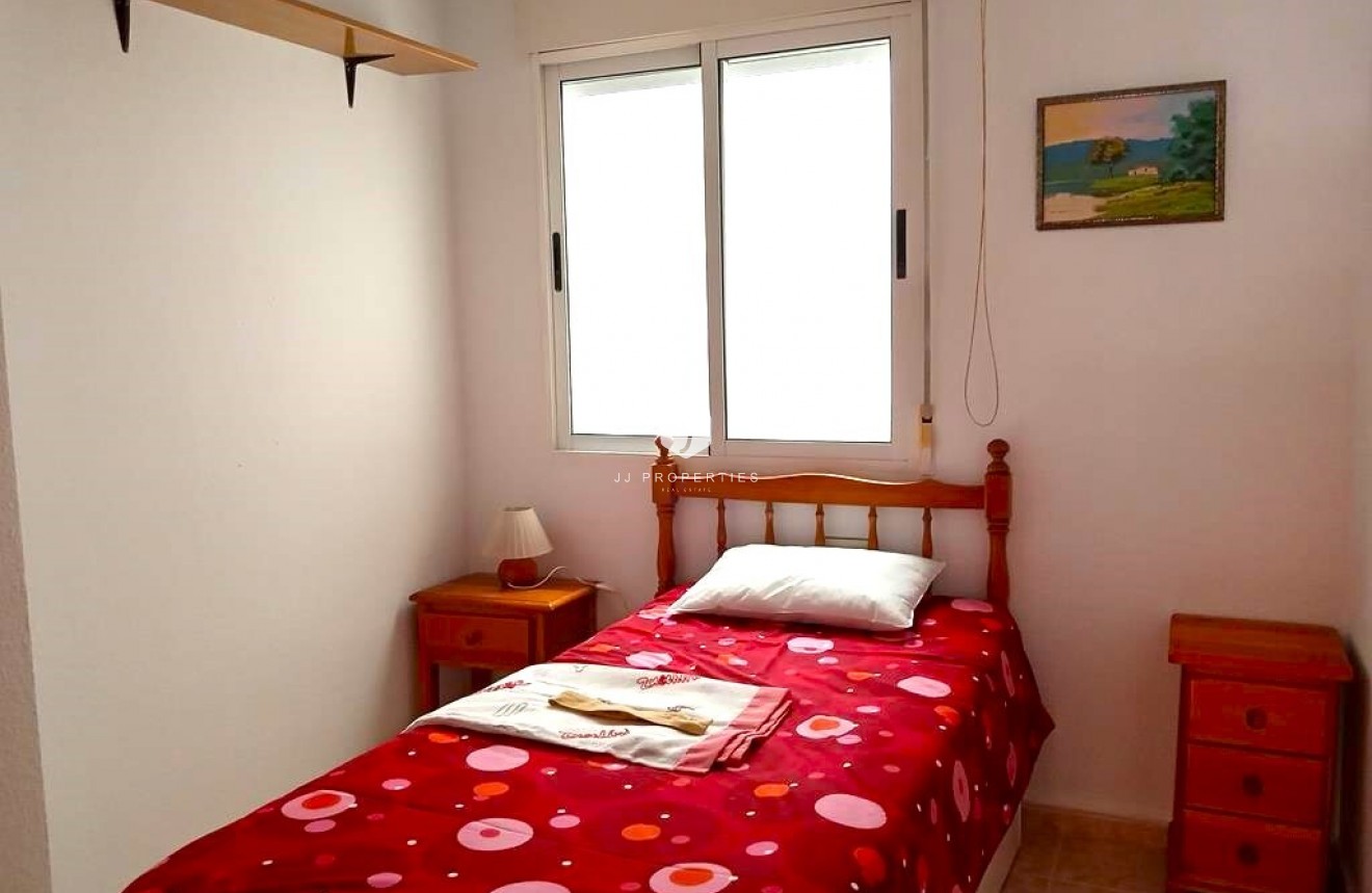 Tweedehands - Appartement / flat -
Torrevieja - El molino