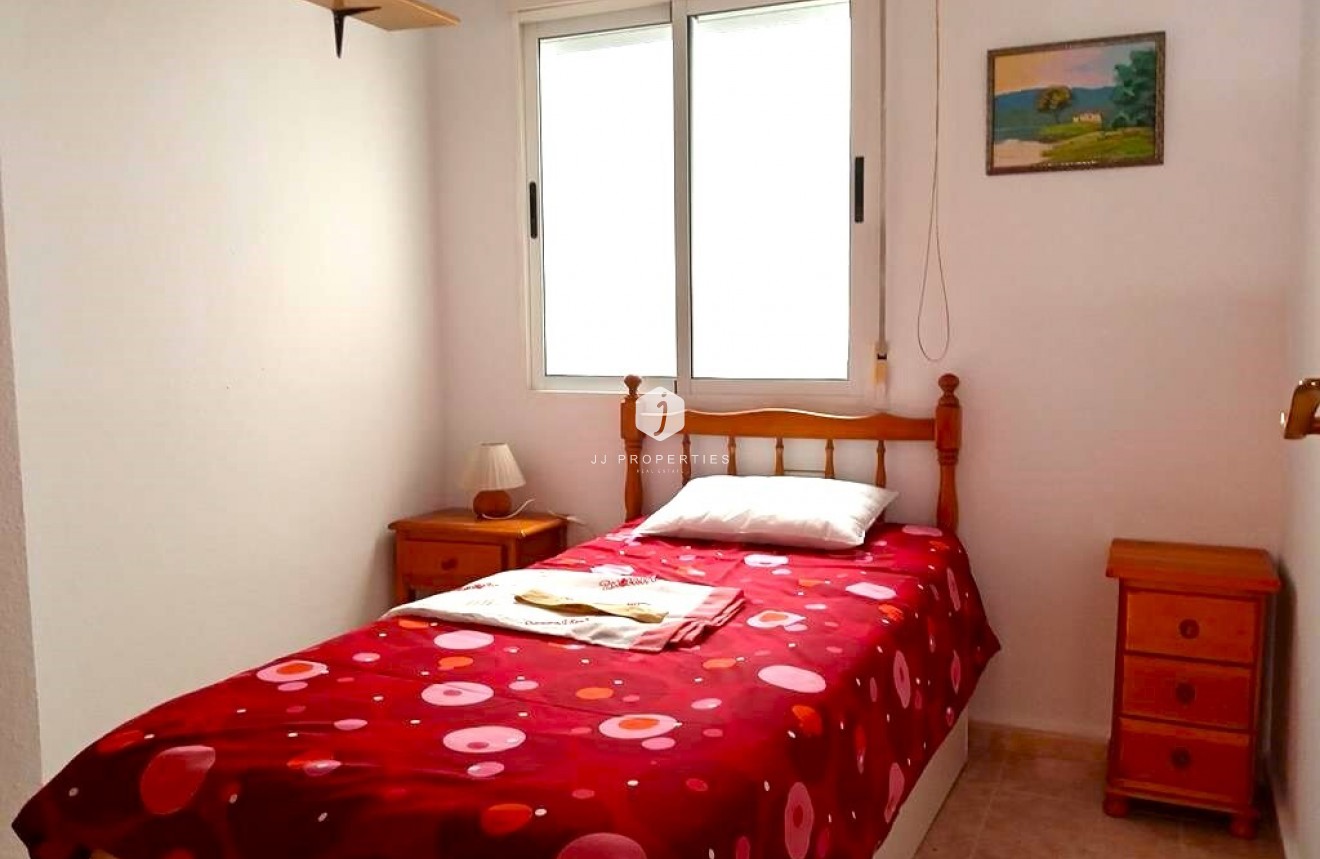 Tweedehands - Appartement / flat -
Torrevieja - El molino