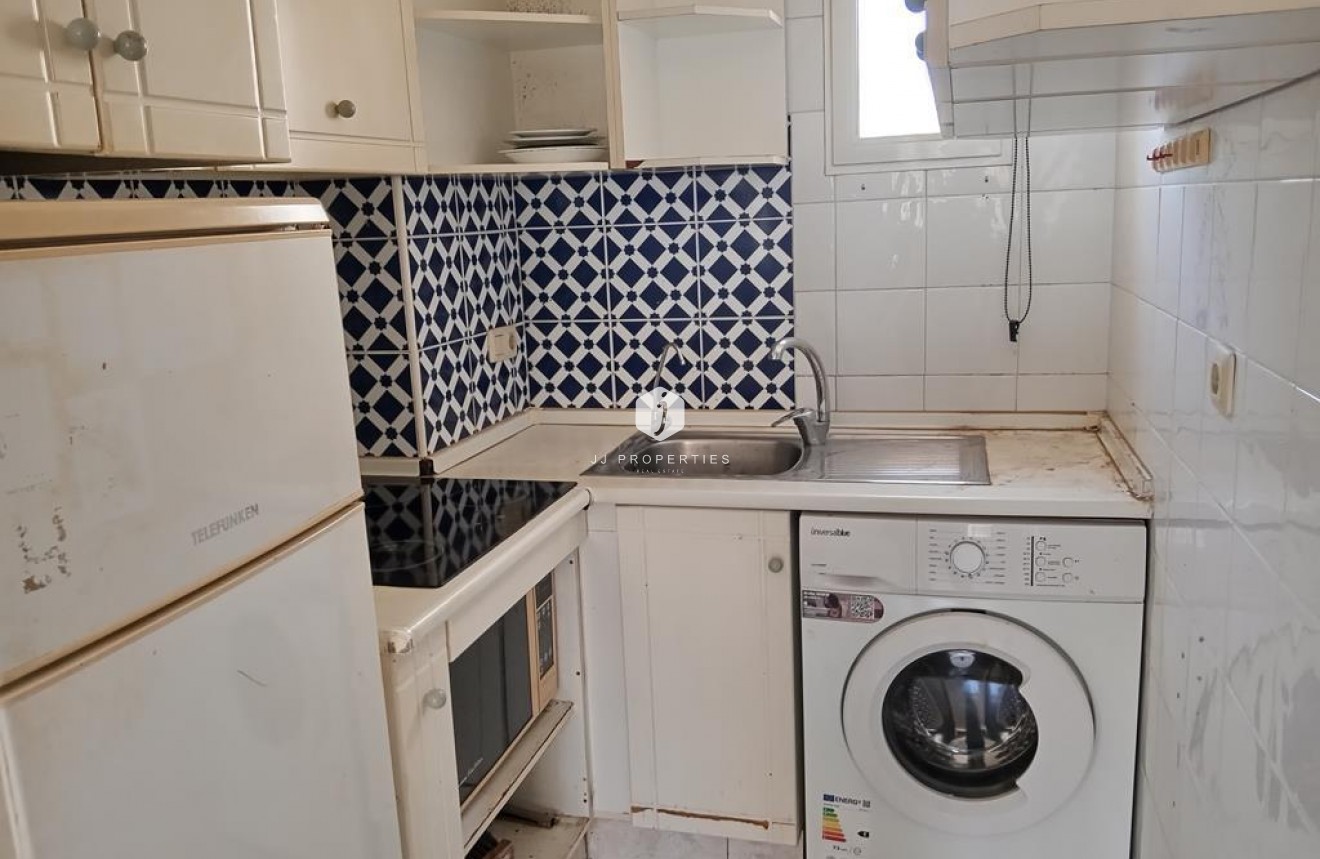 Tweedehands - duplex -
Torrevieja - Carrefour