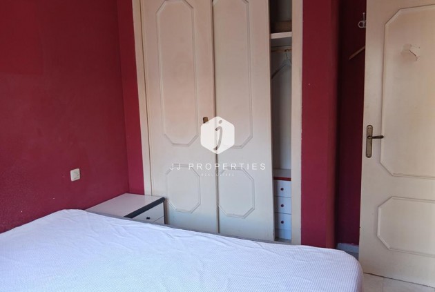 Tweedehands - duplex -
Torrevieja - Carrefour