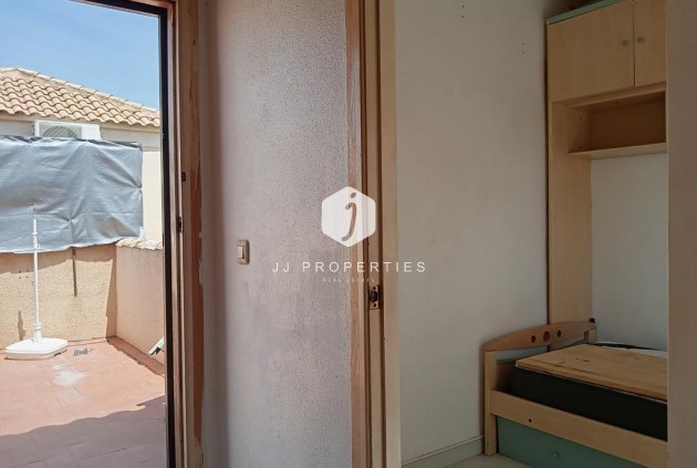 Tweedehands - duplex -
Torrevieja - Carrefour