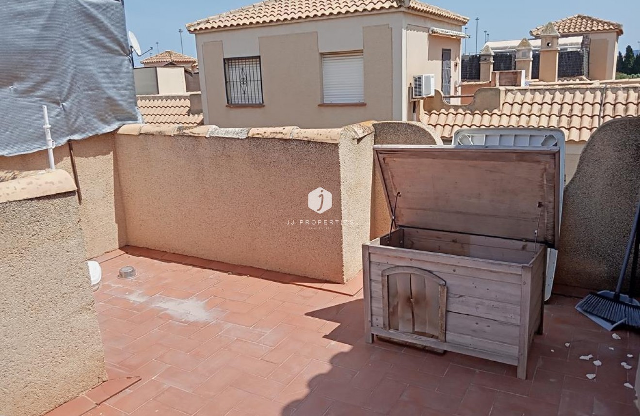 Tweedehands - duplex -
Torrevieja - Carrefour