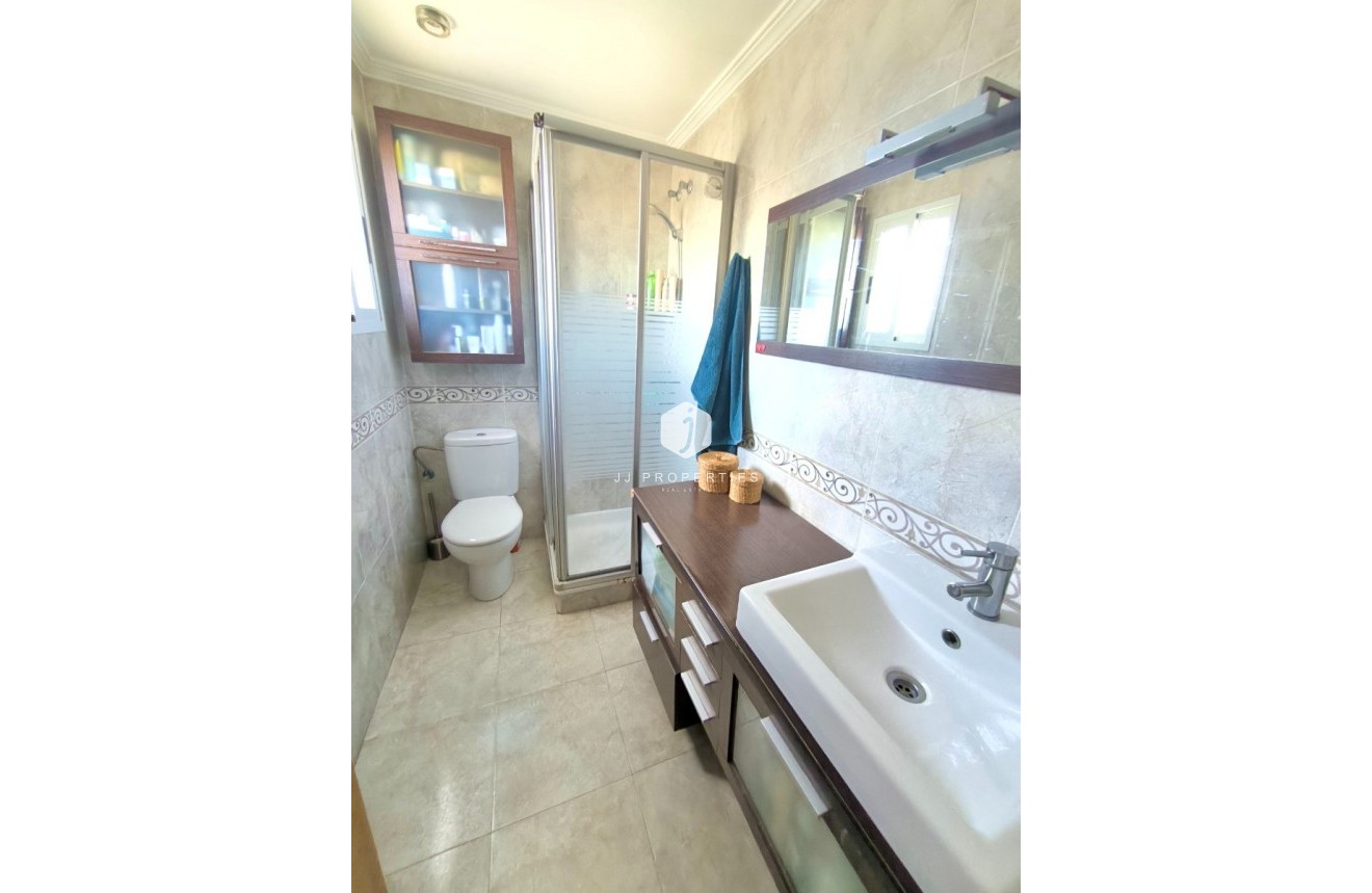 Resale - Apartment / flat -
Almoradí - Inland