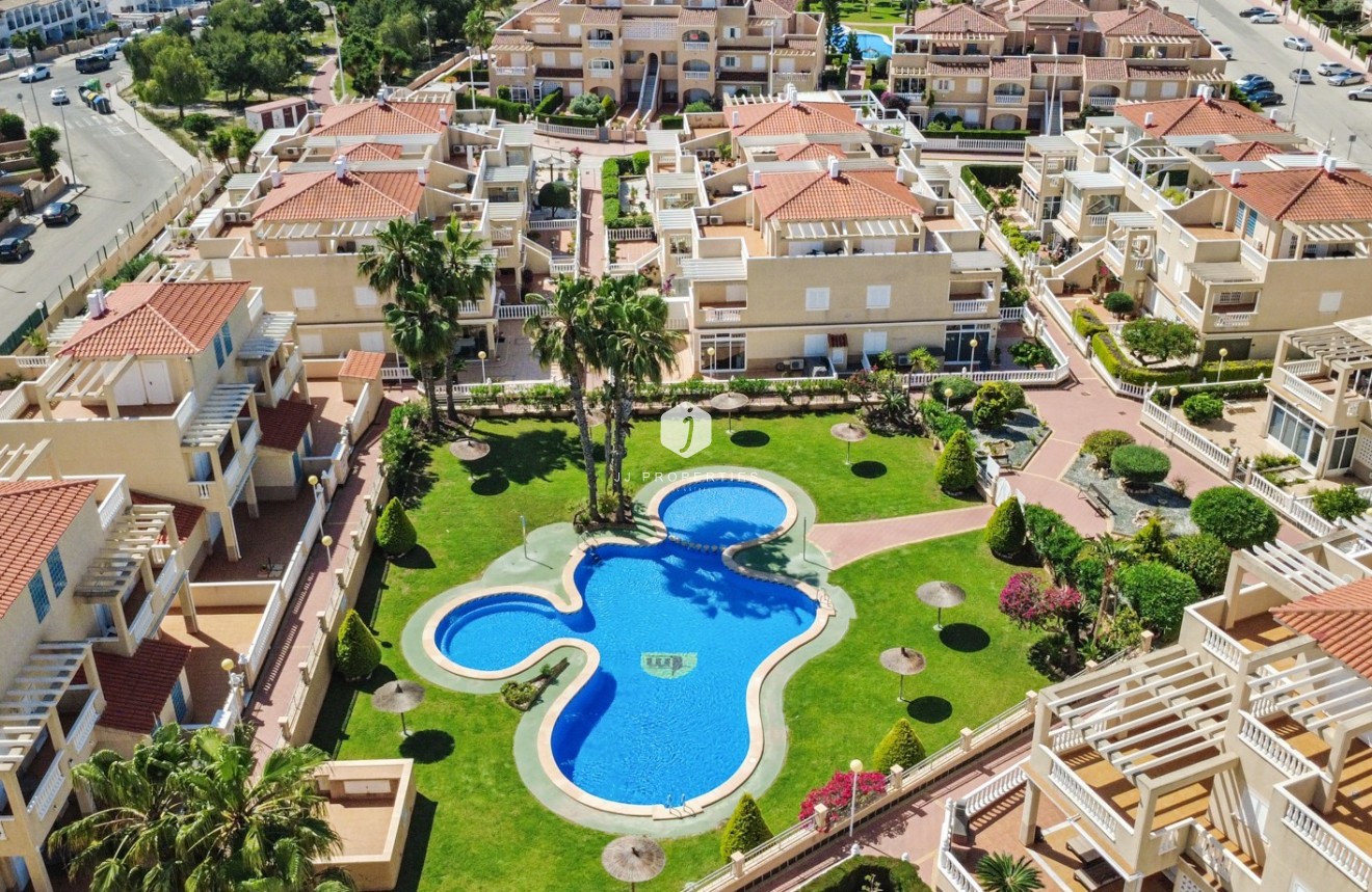 Aus zweiter Hand - Wohnung -
Orihuela Costa - Costa Blanca