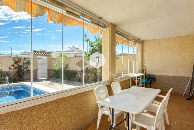 Aus zweiter Hand - Wohnung -
Orihuela Costa - Costa Blanca