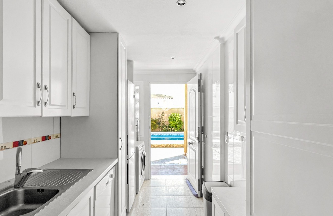 Aus zweiter Hand - Wohnung -
Orihuela Costa - Costa Blanca