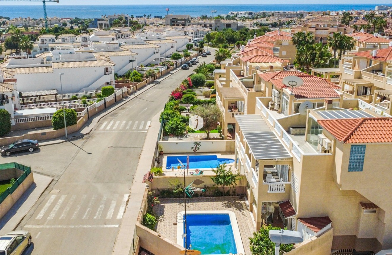 Aus zweiter Hand - Wohnung -
Orihuela Costa - Costa Blanca