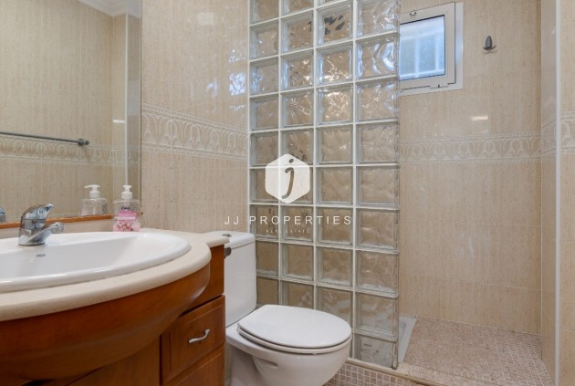 Aus zweiter Hand - Wohnung -
Orihuela Costa - Costa Blanca