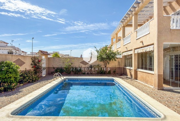 Aus zweiter Hand - Wohnung -
Orihuela Costa - Costa Blanca