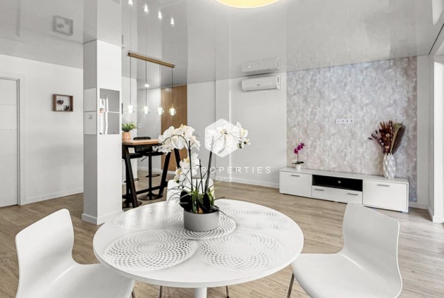 D'occasion - Appartement -
Torrevieja - Costa Blanca