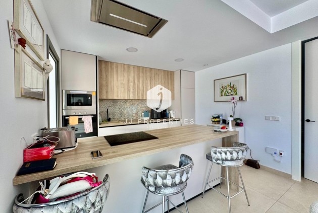 Resale - Villa -
San Miguel de Salinas - Blue Lagoon - Galán