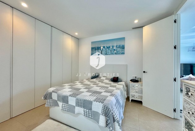 Resale - Villa -
San Miguel de Salinas - Blue Lagoon - Galán