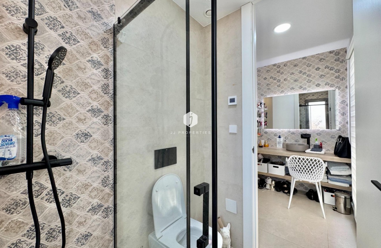 Resale - Villa -
San Miguel de Salinas - Blue Lagoon - Galán