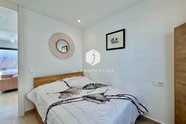Resale - Villa -
San Miguel de Salinas - Blue Lagoon - Galán