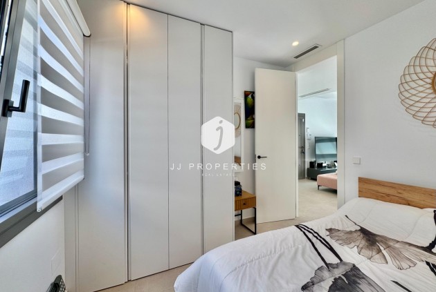 Resale - Villa -
San Miguel de Salinas - Blue Lagoon - Galán