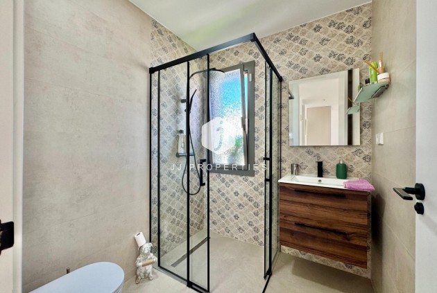 Resale - Villa -
San Miguel de Salinas - Blue Lagoon - Galán