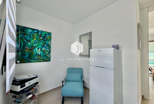 Resale - Villa -
San Miguel de Salinas - Blue Lagoon - Galán