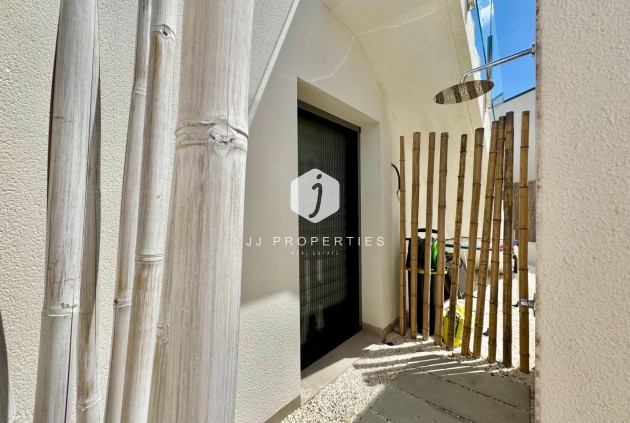Resale - Villa -
San Miguel de Salinas - Blue Lagoon - Galán