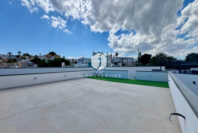 Resale - Villa -
San Miguel de Salinas - Blue Lagoon - Galán