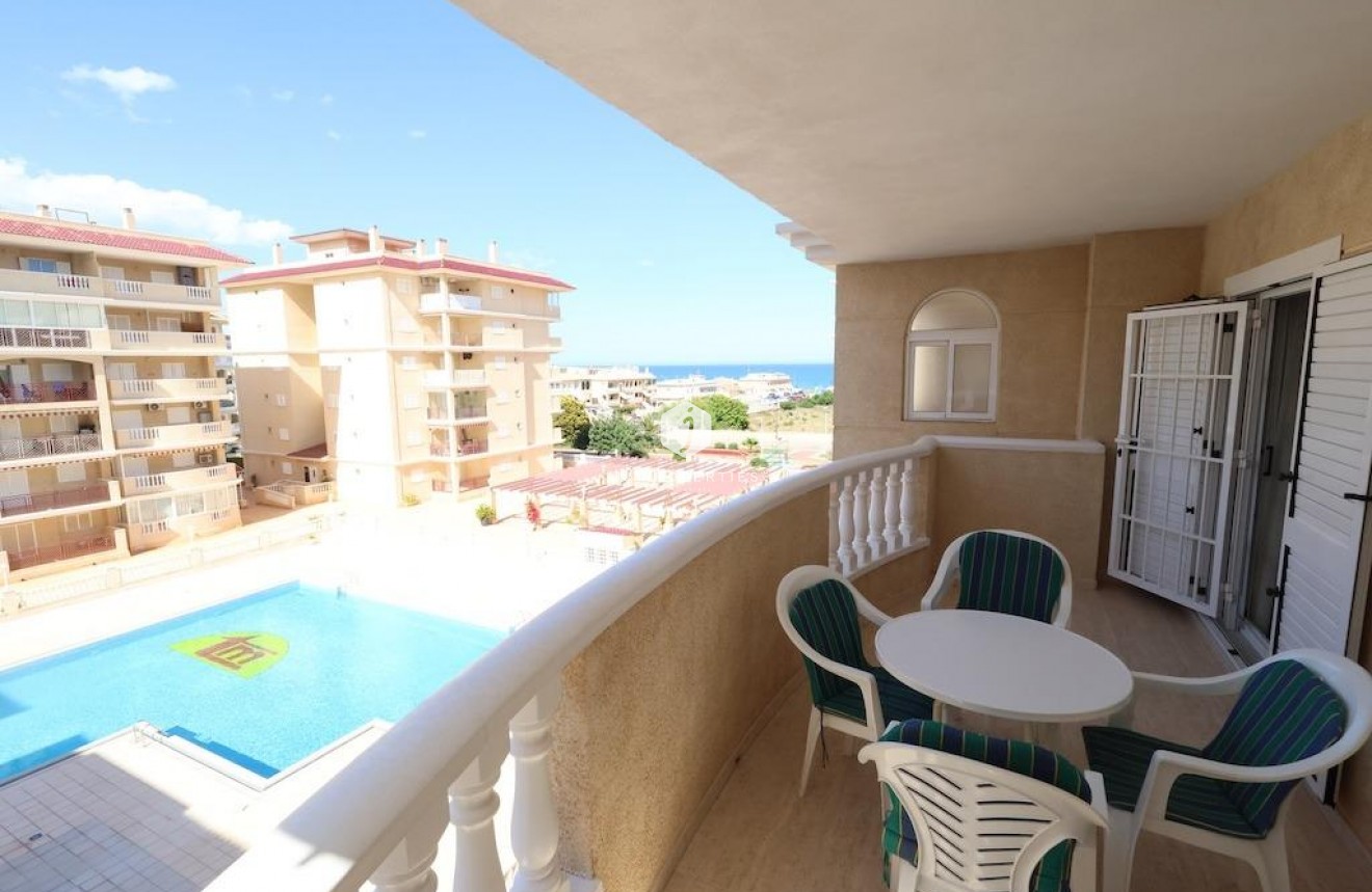 Tweedehands - Appartement / flat -
Torrevieja - Costa Blanca