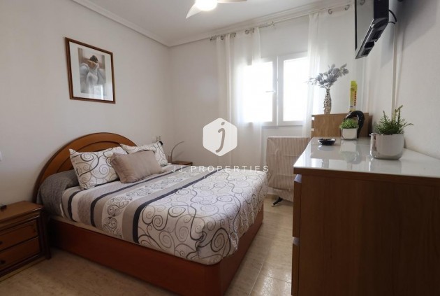 Tweedehands - Appartement / flat -
Torrevieja - Costa Blanca
