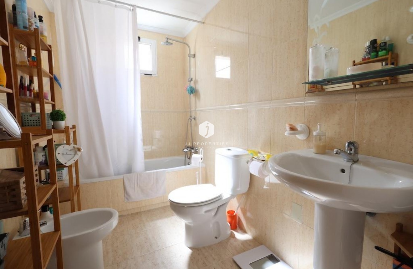 Tweedehands - Appartement / flat -
Torrevieja - Costa Blanca