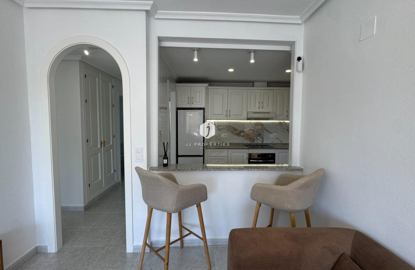 Tweedehands - Appartement / flat -
Orihuela Costa - Villamartín-las Filipinas