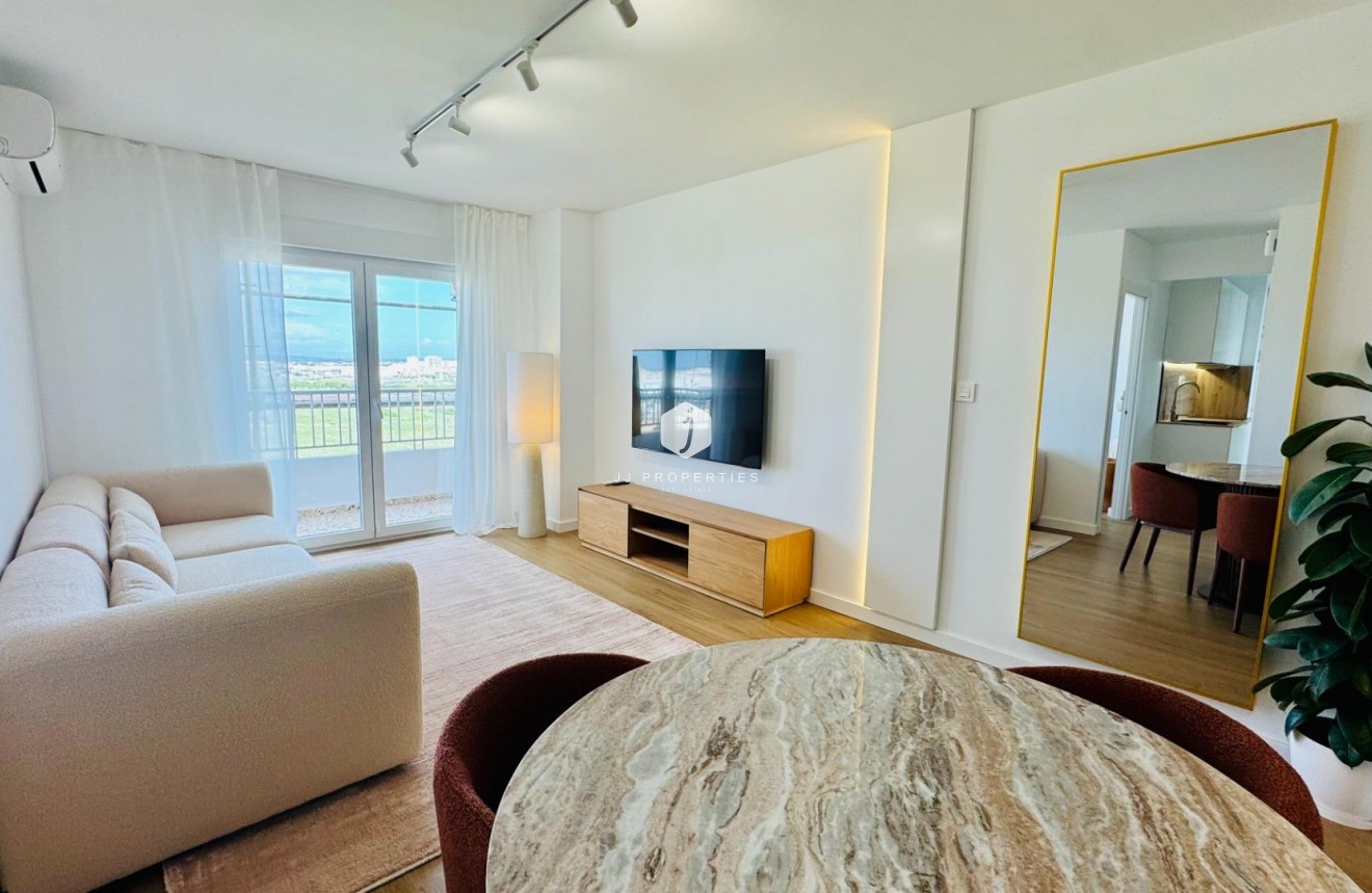 Resale - Penthouse -
Torrevieja - Punta prima